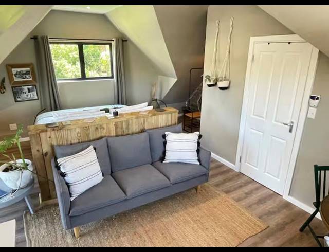 1 BEDROOM PROPERTY TO RENT IN CLOVELLY